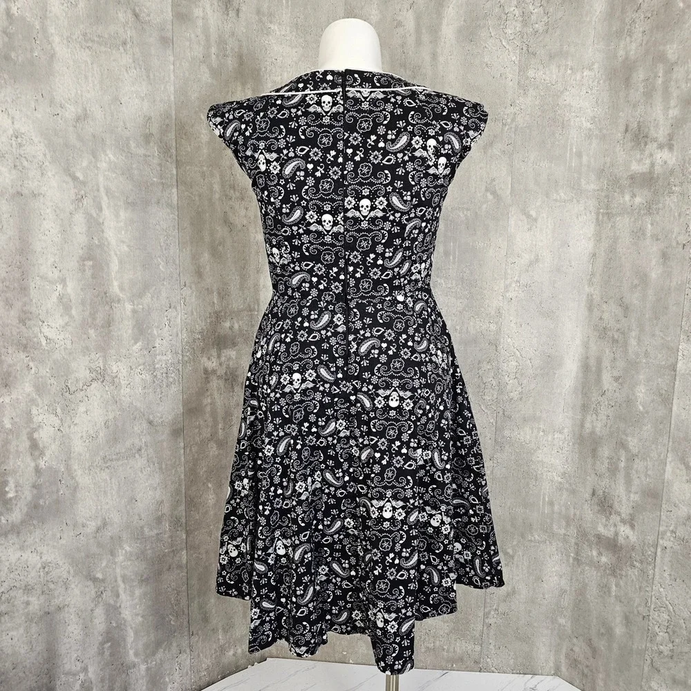 Hell Bunny Vixen Black Bandana Skull Print Button Front Dress – Women's Size XL - Picture 7 of 10